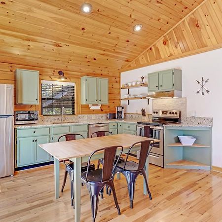 Happy Top Hideaway Брайсон-Сити Экстерьер фото
